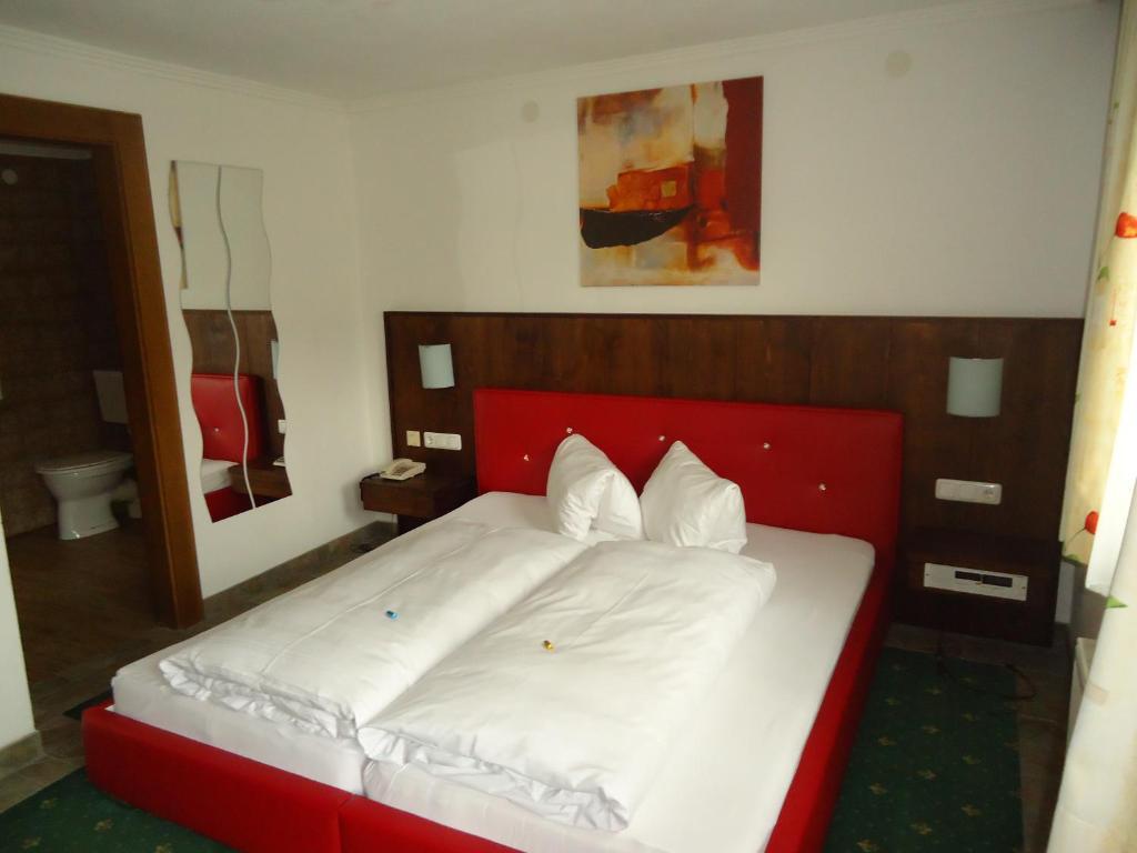 Hotel Dorfgasthof Schloesslstube 스투흘펠덴 객실 사진