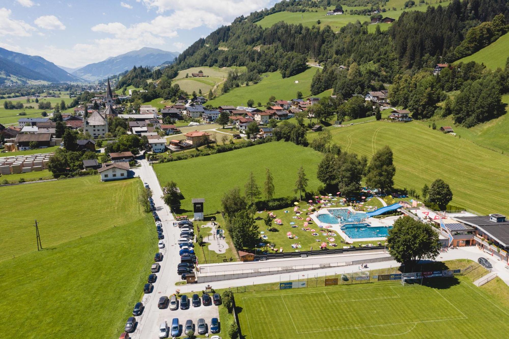 Hotel Dorfgasthof Schloesslstube 스투흘펠덴 외부 사진