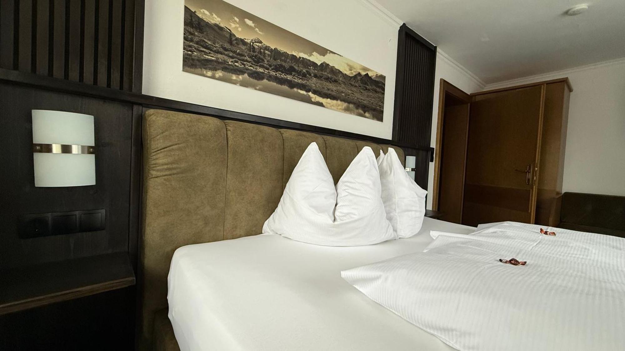 Hotel Dorfgasthof Schloesslstube 스투흘펠덴 외부 사진