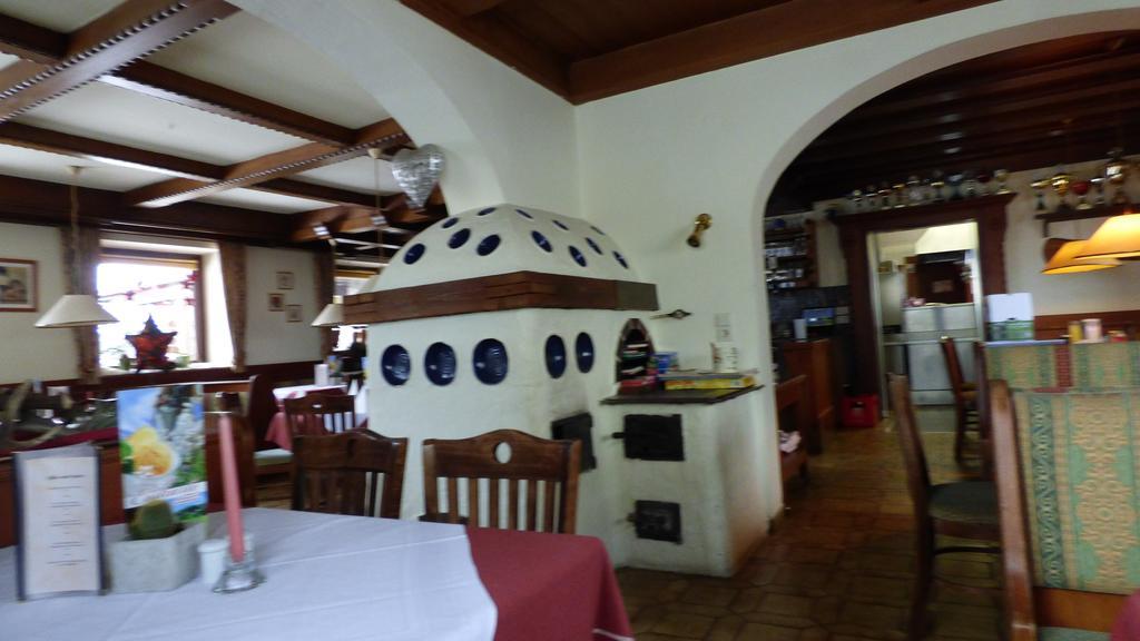 Hotel Dorfgasthof Schloesslstube 스투흘펠덴 외부 사진
